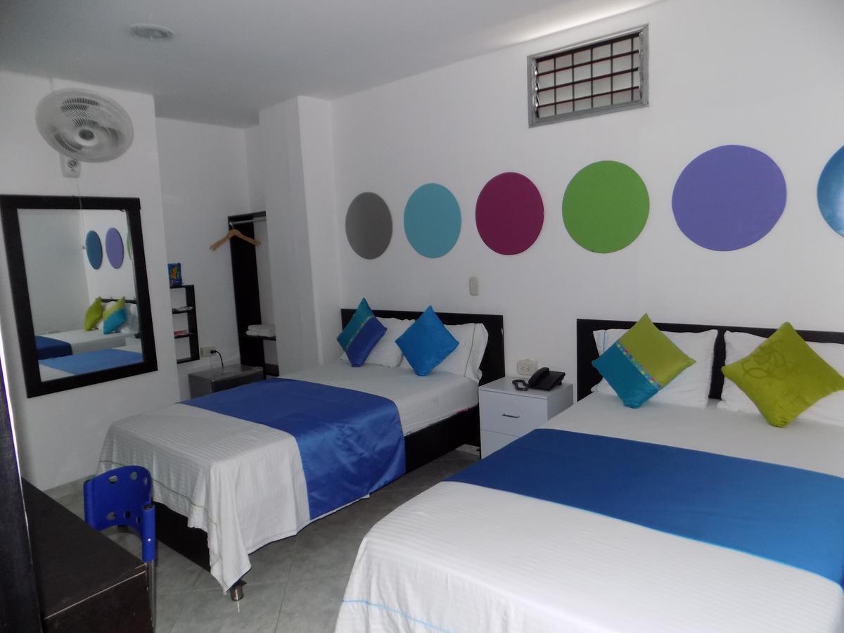 Hotel Luna Azul Florencia  Extérieur photo