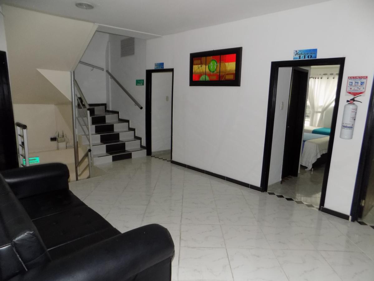 Hotel Luna Azul Florencia  Extérieur photo