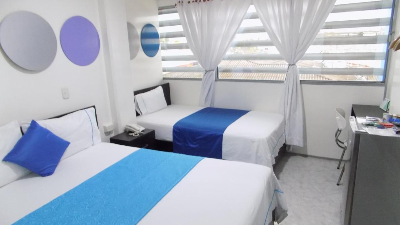 Hotel Luna Azul Florencia  Extérieur photo