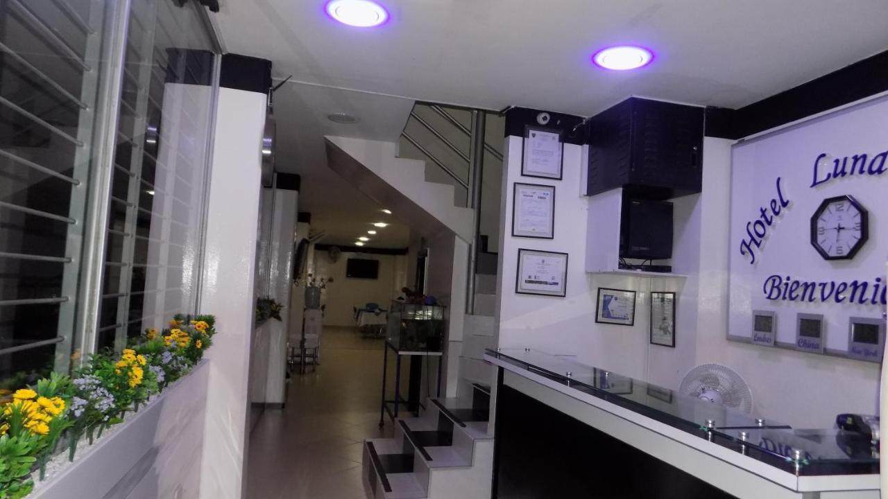 Hotel Luna Azul Florencia  Extérieur photo