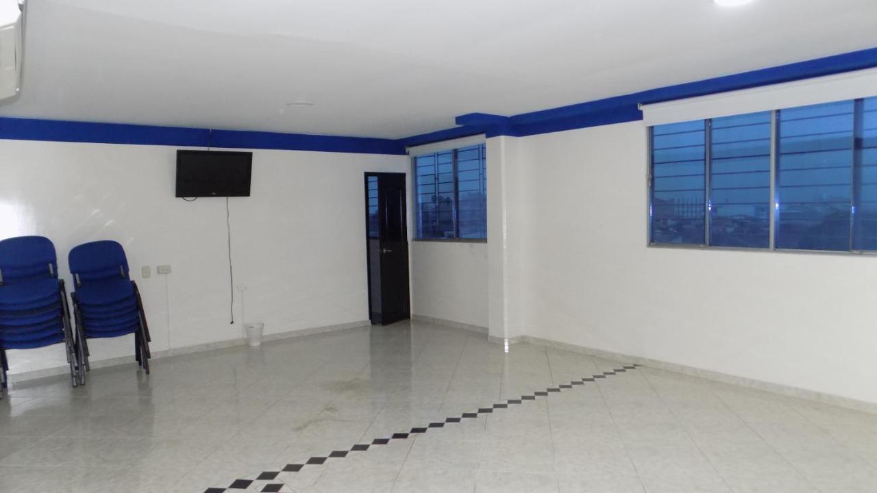 Hotel Luna Azul Florencia  Extérieur photo