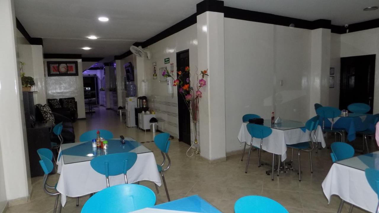 Hotel Luna Azul Florencia  Extérieur photo