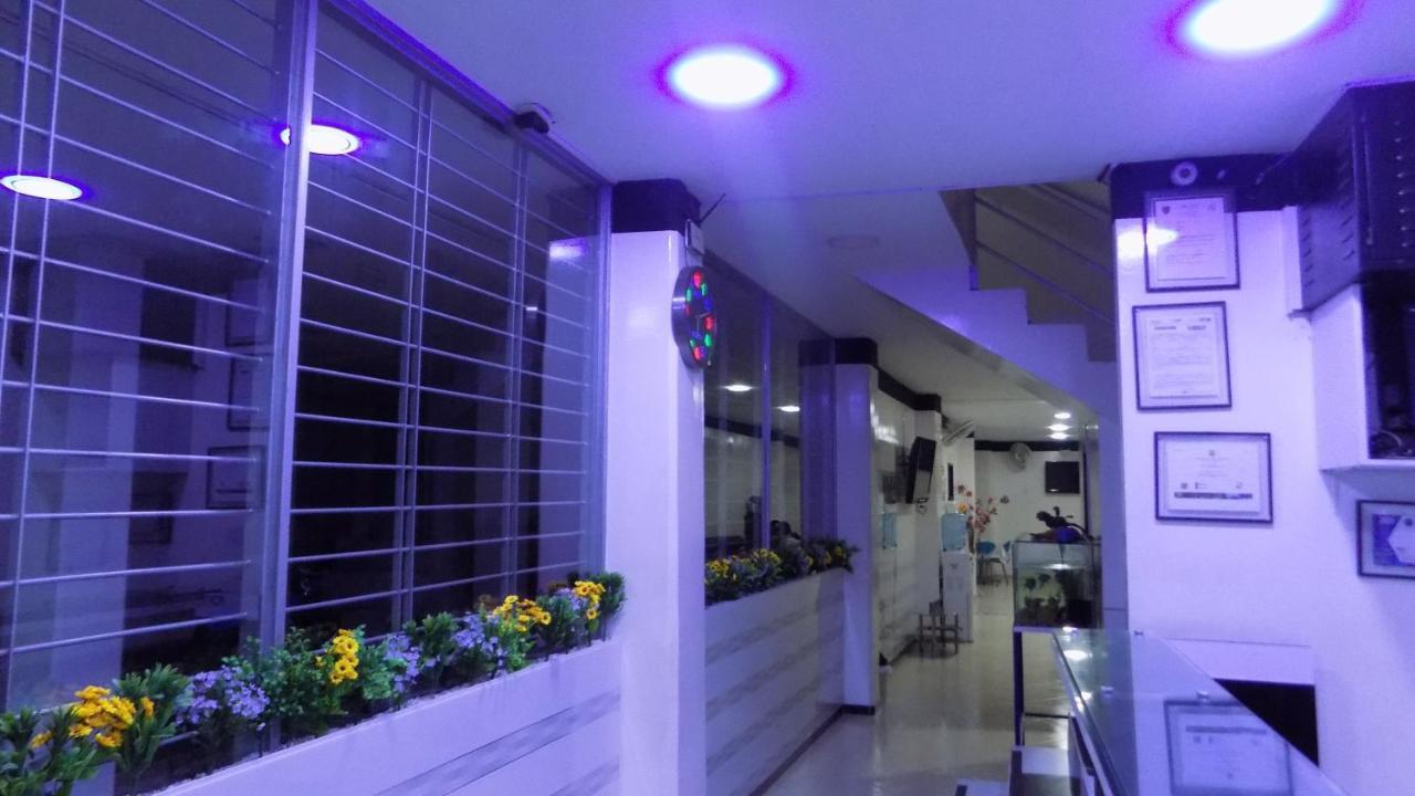 Hotel Luna Azul Florencia  Extérieur photo