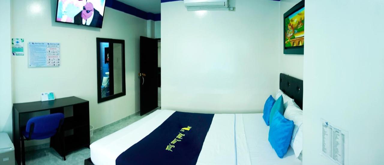 Hotel Luna Azul Florencia  Extérieur photo