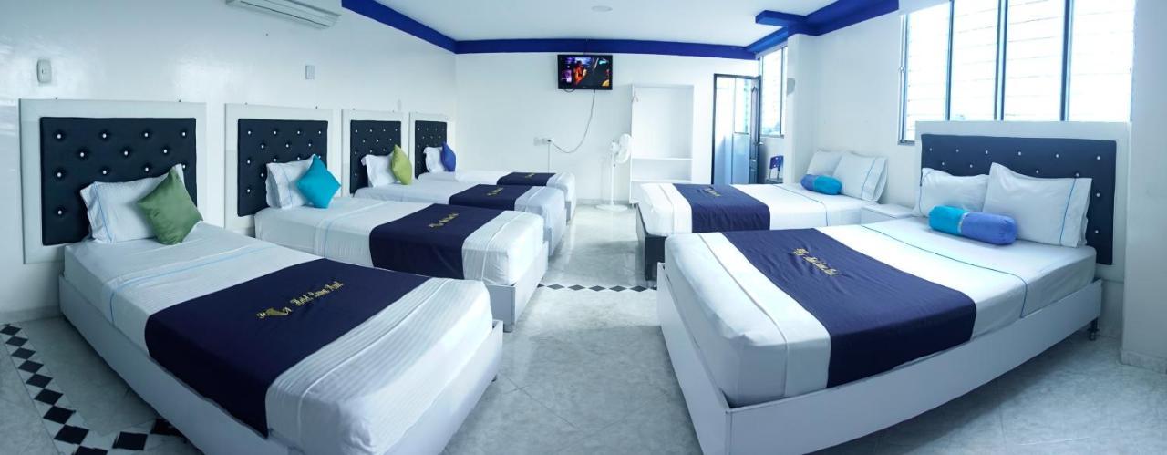 Hotel Luna Azul Florencia  Extérieur photo