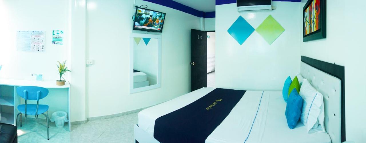 Hotel Luna Azul Florencia  Extérieur photo